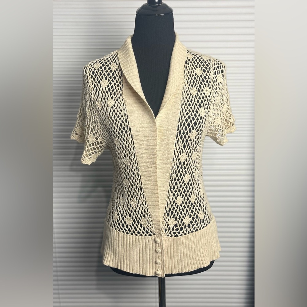 Knitted shrug